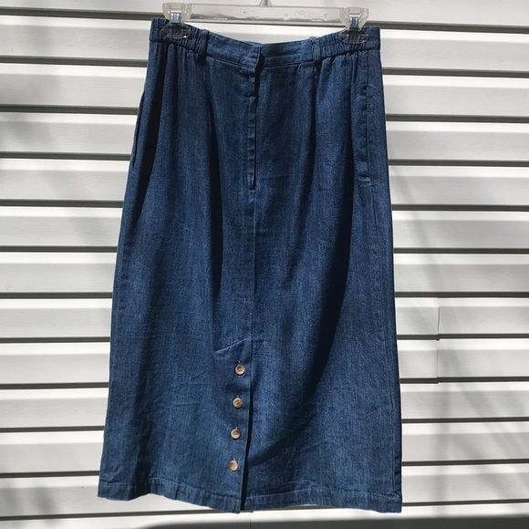 Vintage Dresses & Skirts - 🌼VTG denim skirt🌼